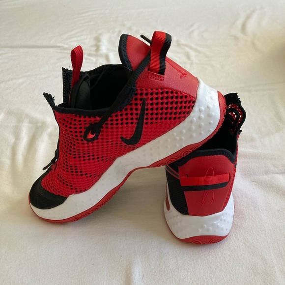 NWB PG4 “Bred” 👟, size 7.5. - Picture 7 of 12